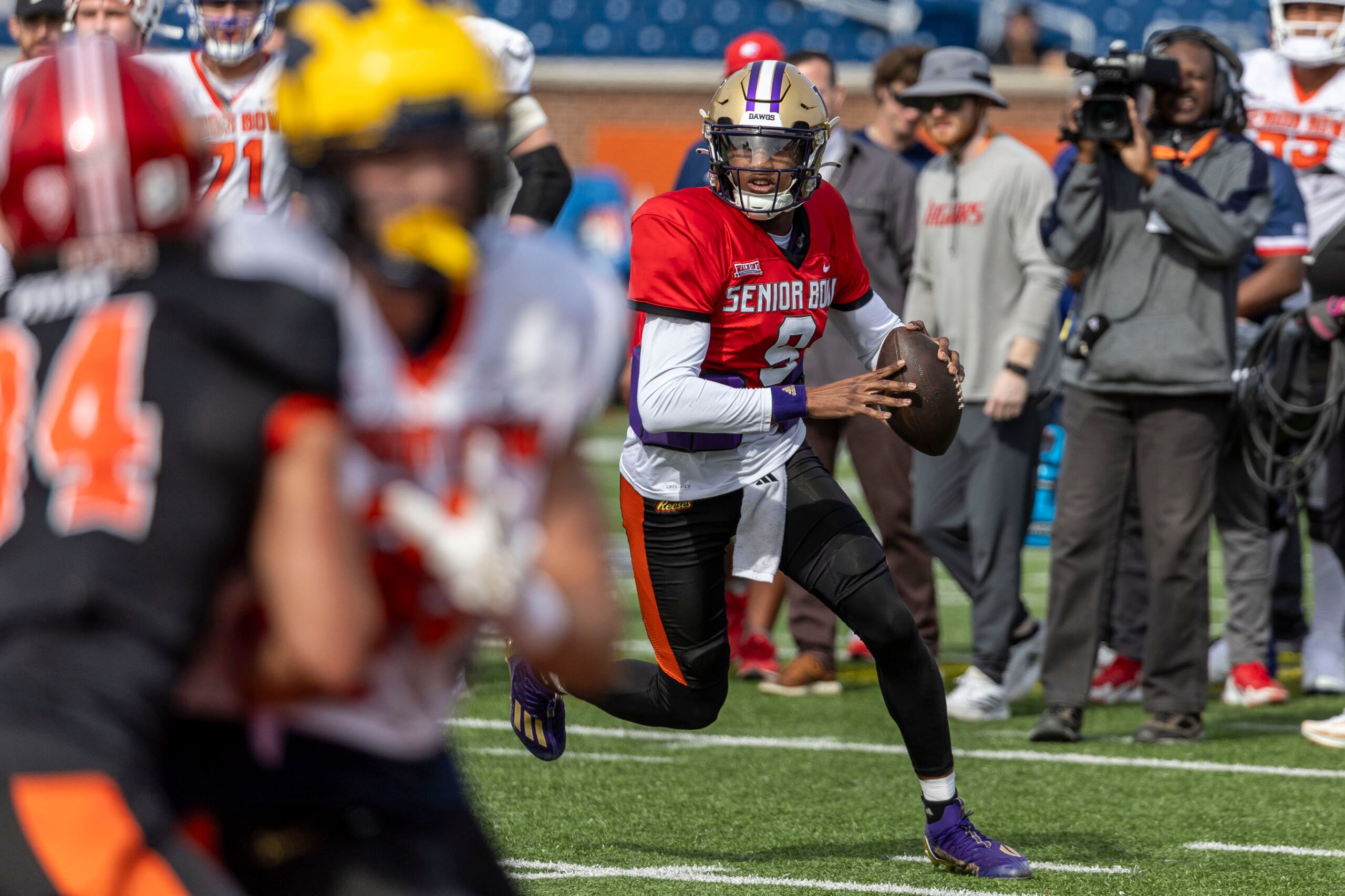 NFL Insider Hints Los Angeles Rams Could Make A Move With Pick No. 52 3 NCAA Football: Senior Bowl Practice