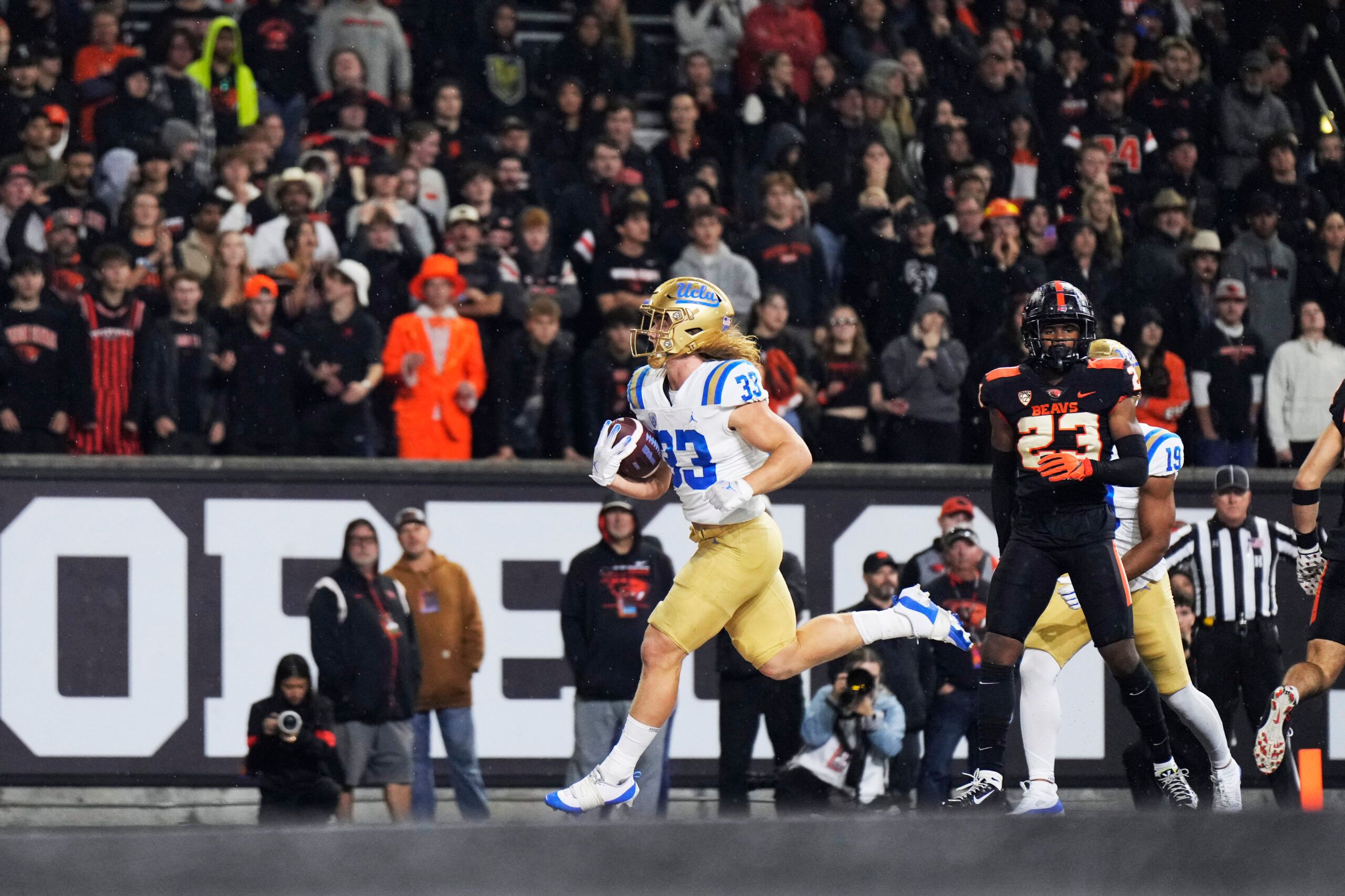 NCAA Football: UCLA at Oregon State