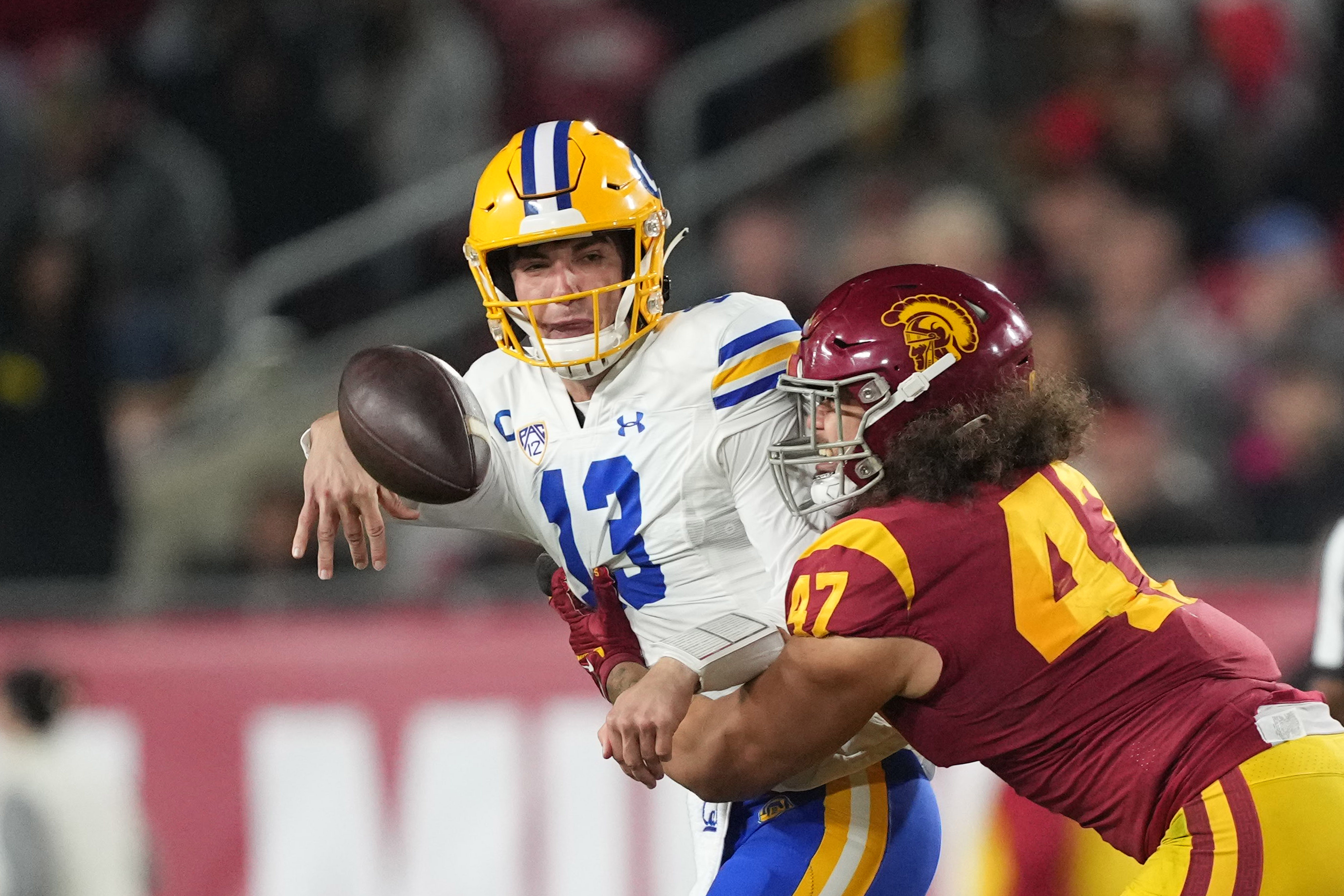 USC Trojans Face Yet Another Defensive Line Loss via Transfer Portal in 2024 3 NCAA Football: California at USC Trojans