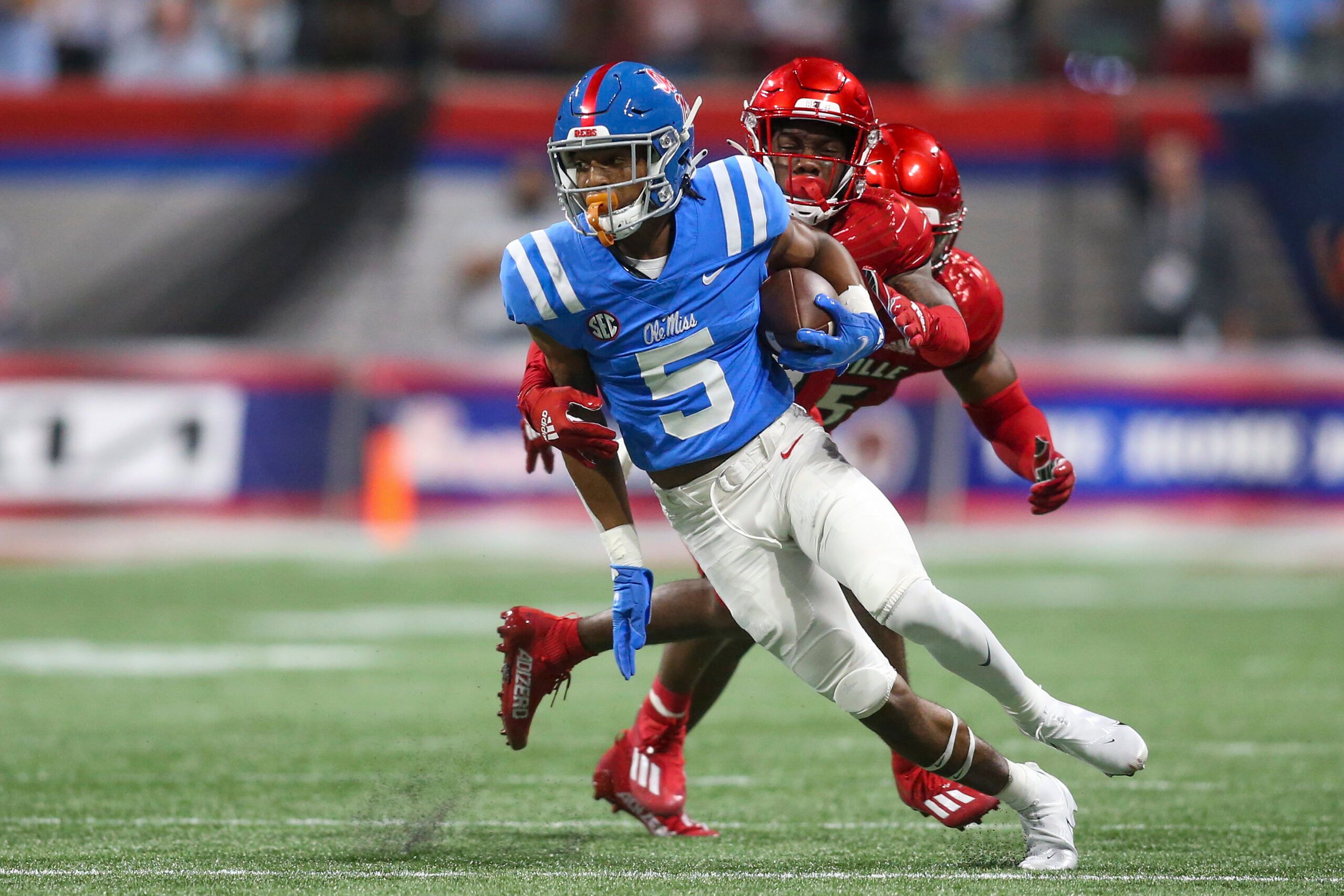 NCAA Football: Louisville at Mississippi