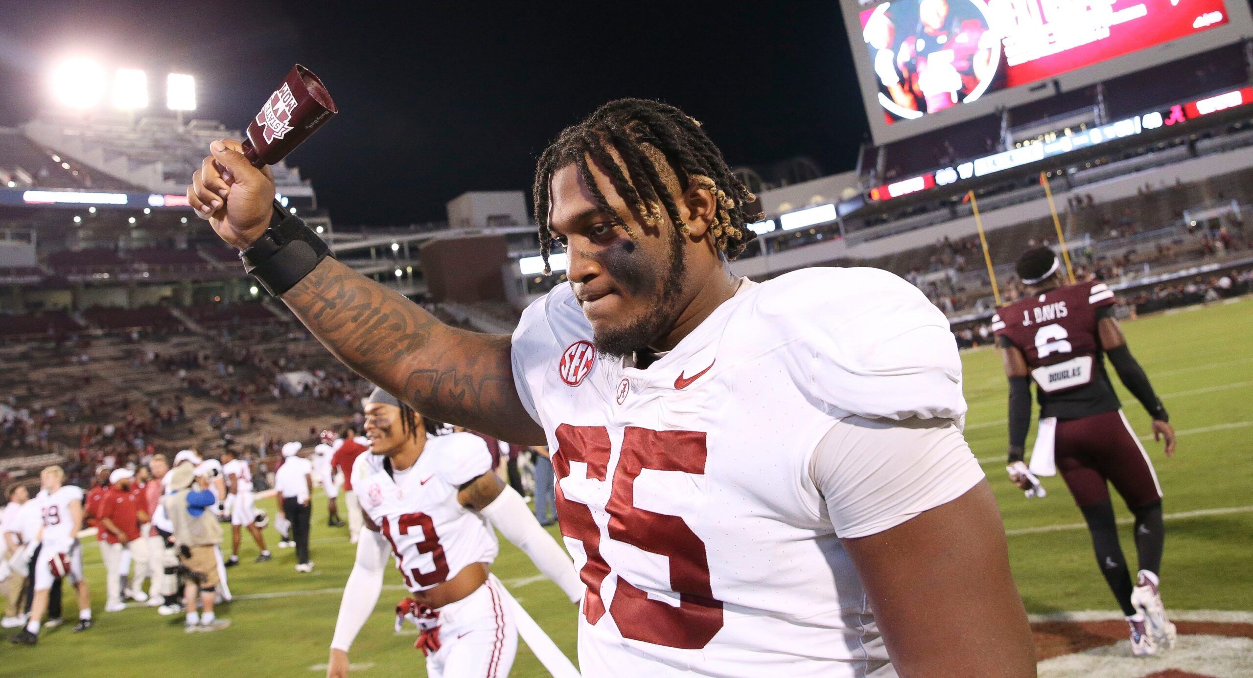 Los Angeles Chargers Reportedly May Take Surprise Player With Top Pick In 2024 NFL Draft 3 Los Angeles Chargers draft rumors, JC Latham