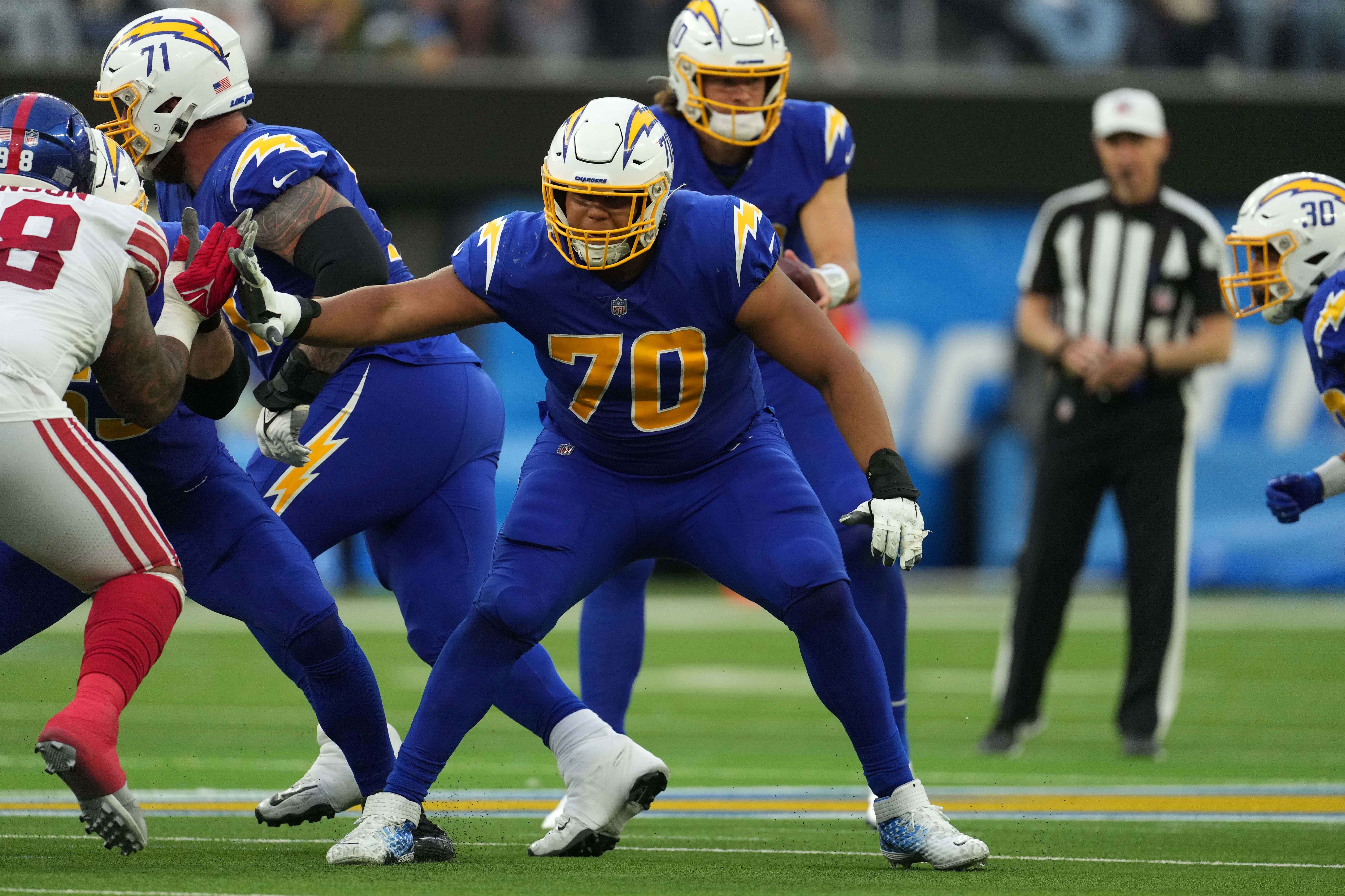 2021 NFL Re-Draft: Los Angeles Chargers Go Elite Weapon After Missing Out on Slater 3 NFL: New York Giants at Los Angeles Chargers