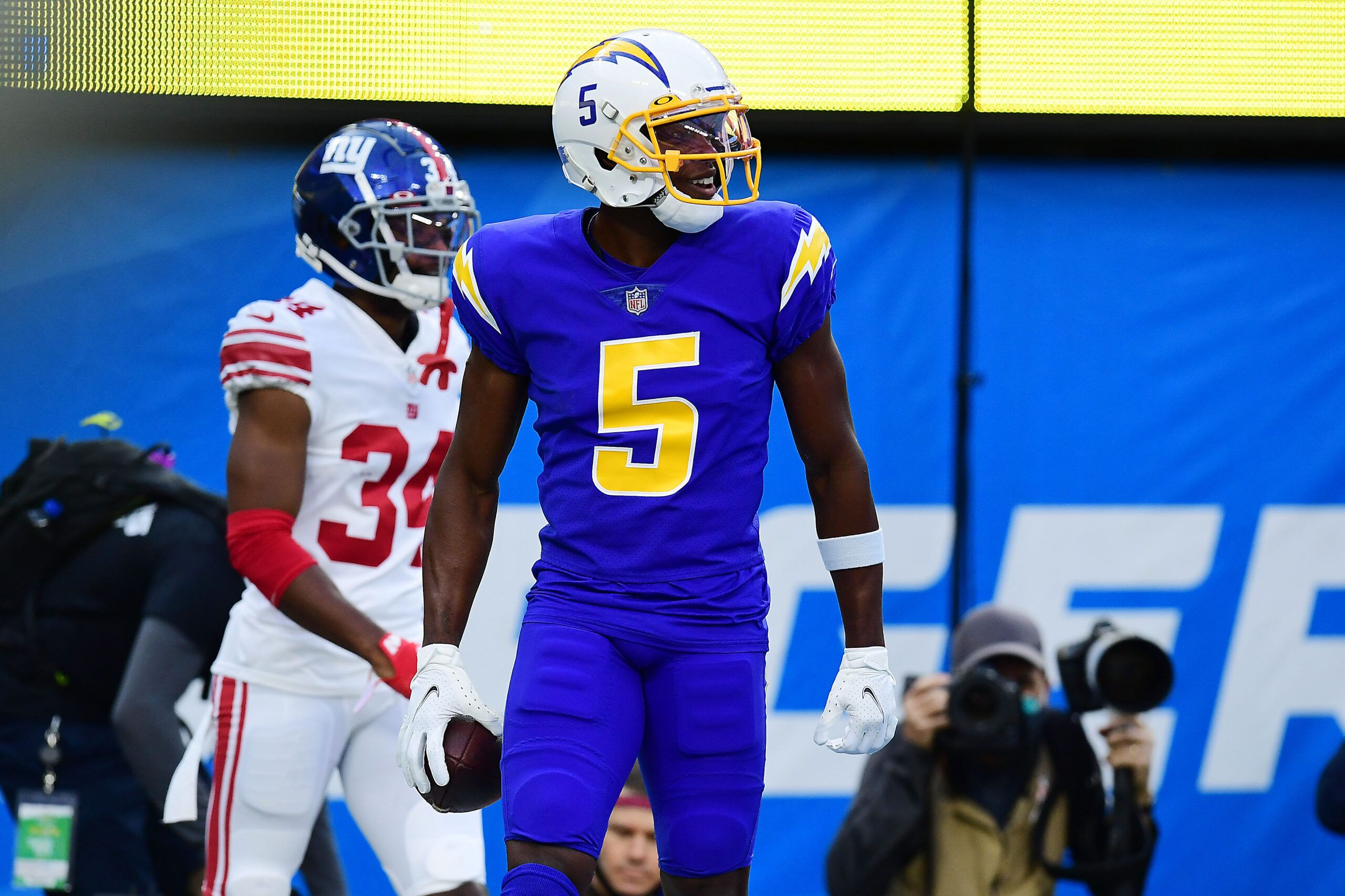 NFL: New York Giants at Los Angeles Chargers