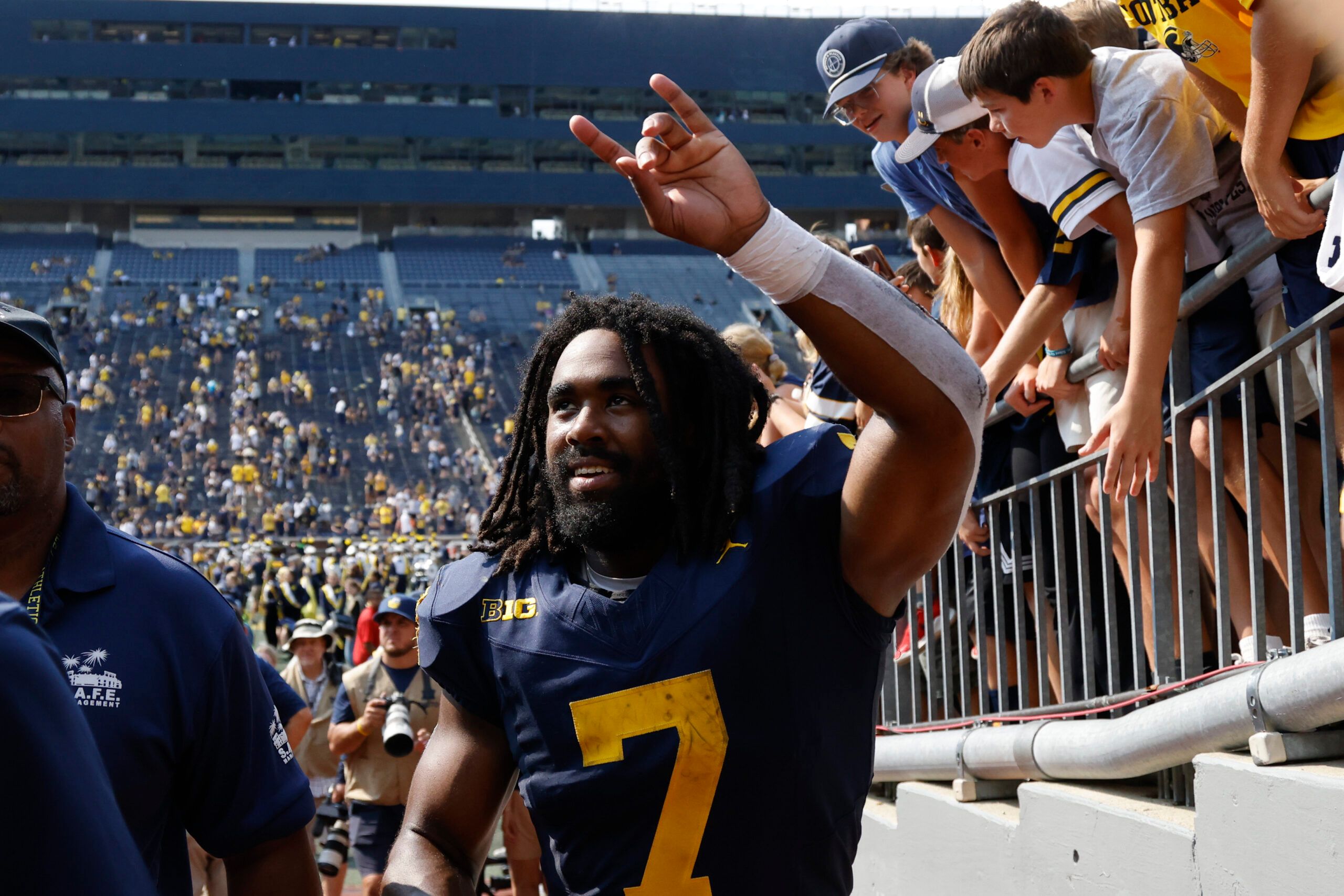 USC Trojans vs Michigan Wolverines predictions