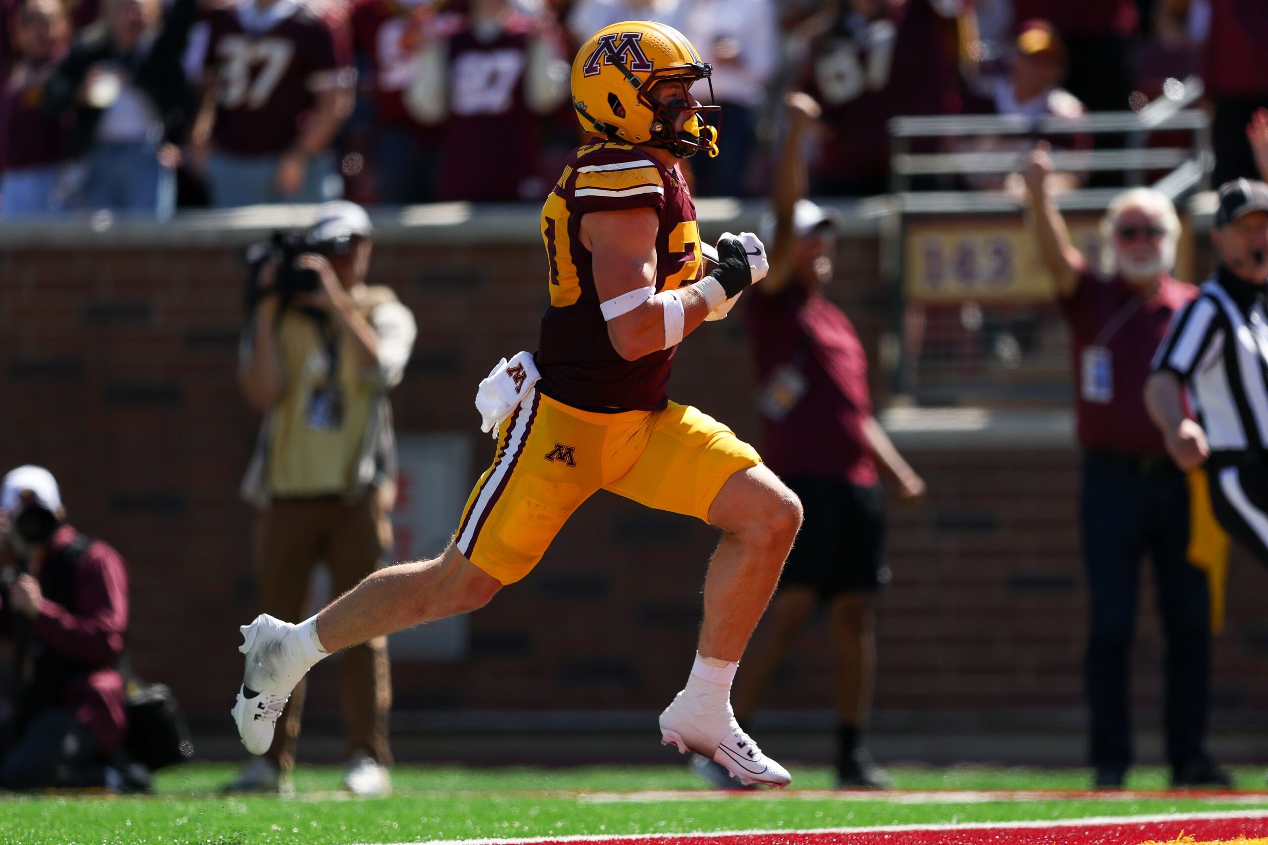 USC Trojans vs Michigan Wolverines