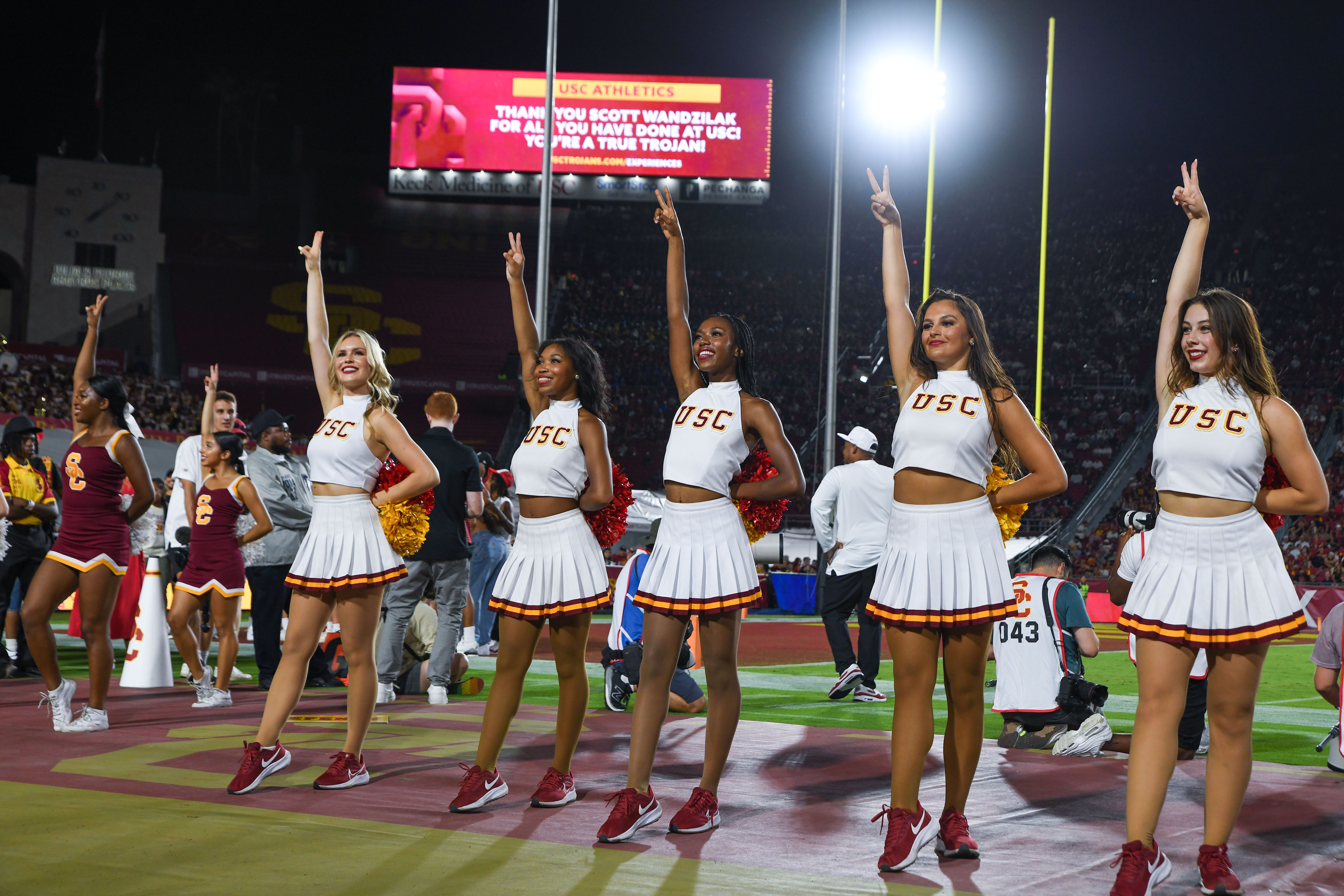 NCAA Football: Utah State at Southern California