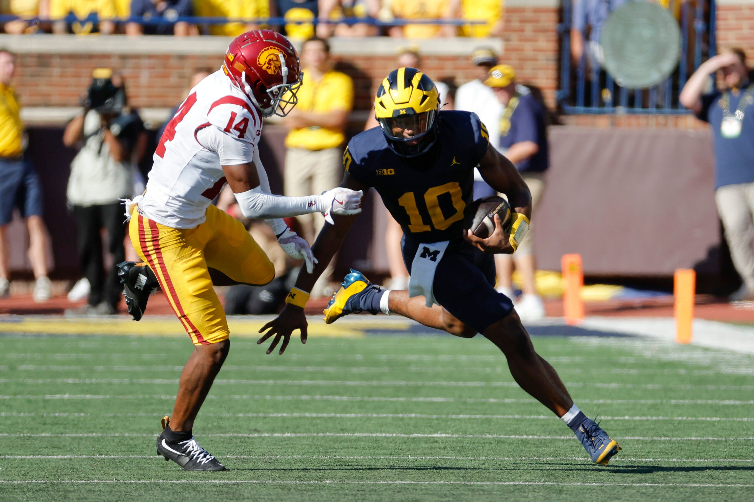 NCAA Football: USC Trojans at Michigan