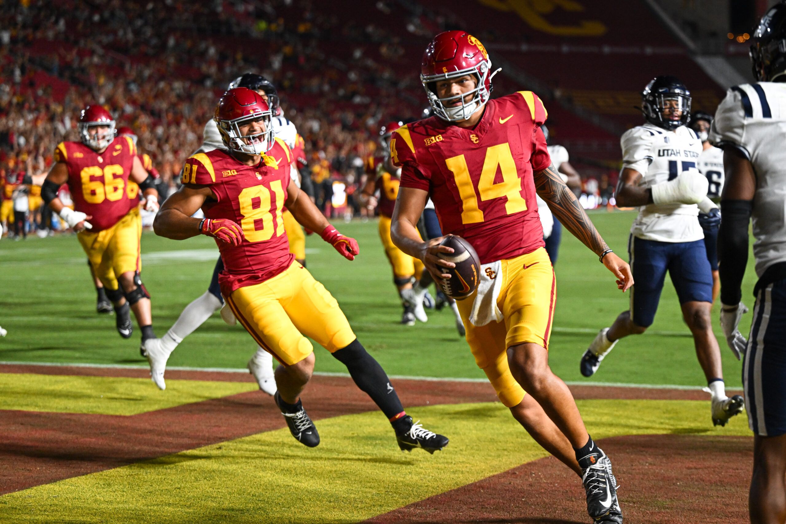 NCAA Football: Utah State at Southern California | USC Trojans QB Jayden Maiava
