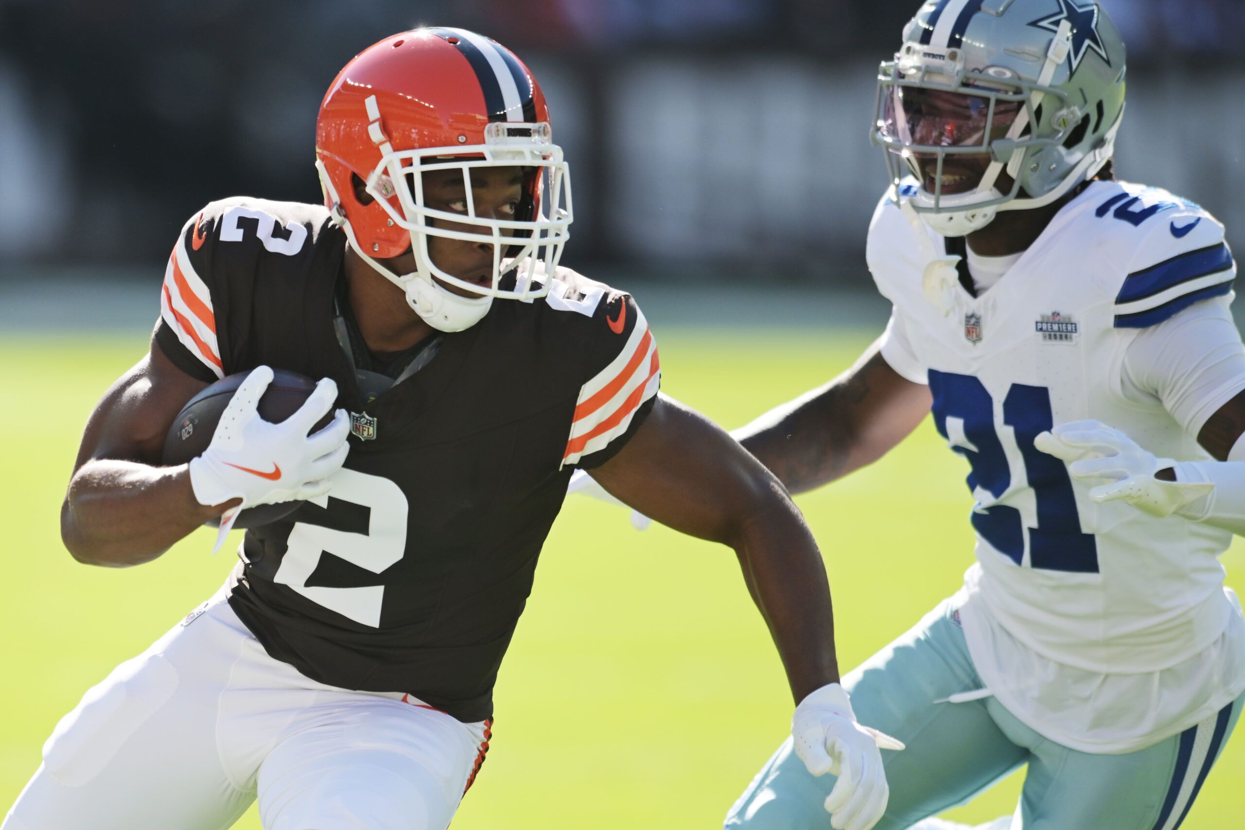Los Angeles Chargers Linked to Star Player in Latest NFL Trade Rumors 4 NFL: Dallas Cowboys at Cleveland Browns