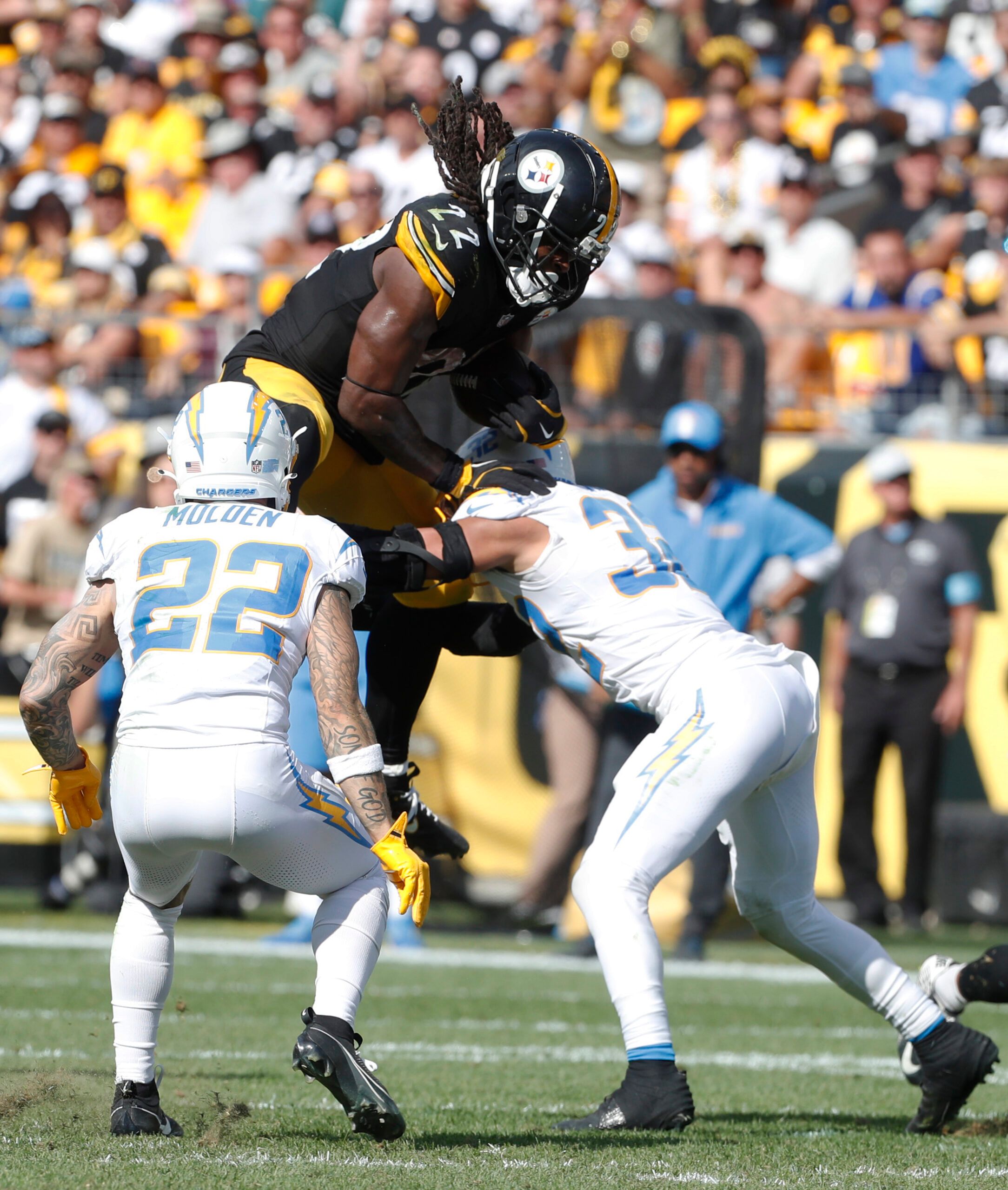 NFL: Los Angeles Chargers at Pittsburgh Steelers