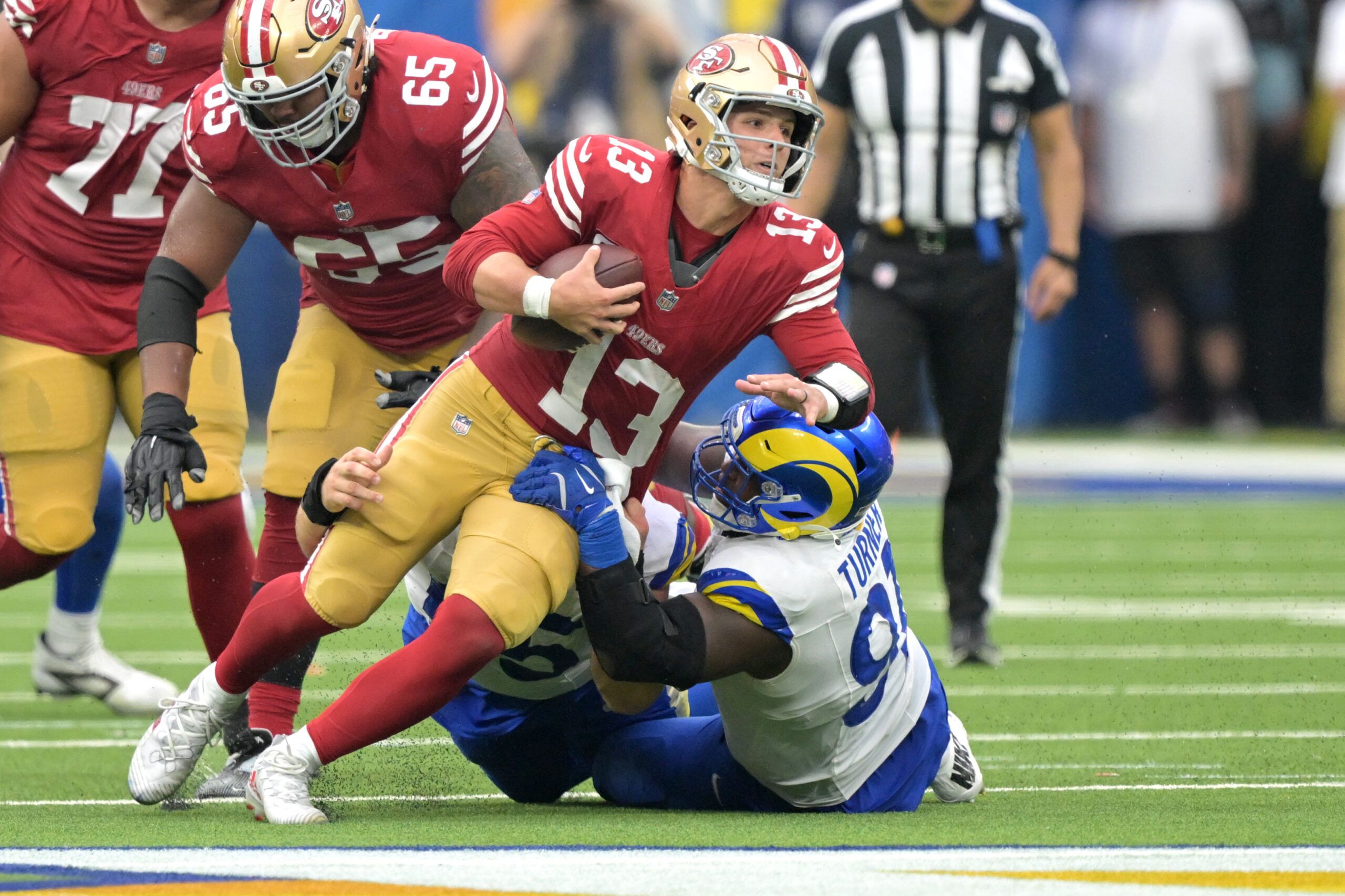 Rams Defender Has Huge Advantage Due To Latest Raiders Injury 4 NFL: San Francisco 49ers at Los Angeles Rams