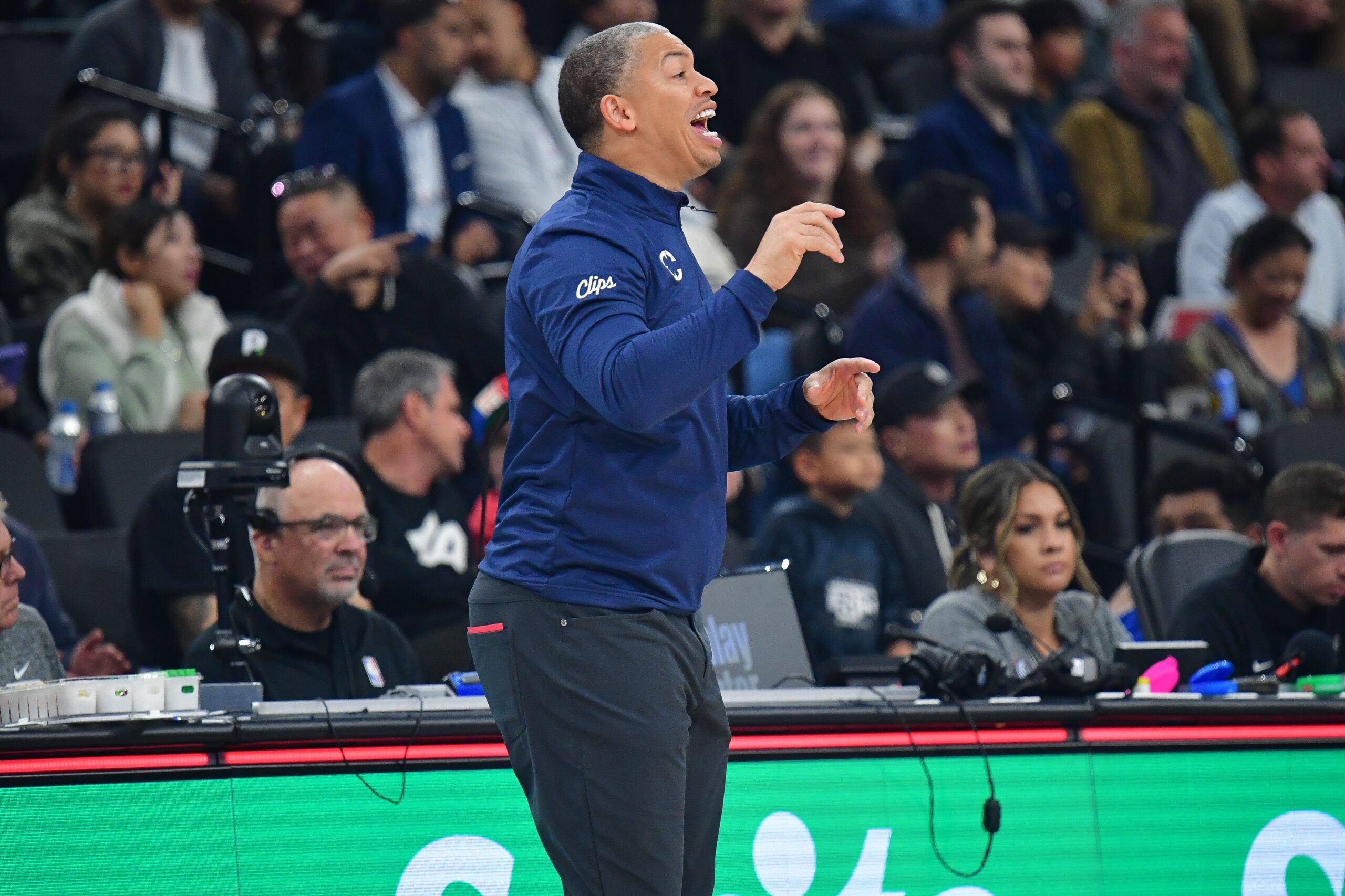 NBA: San Antonio Spurs at Los Angeles Clippers