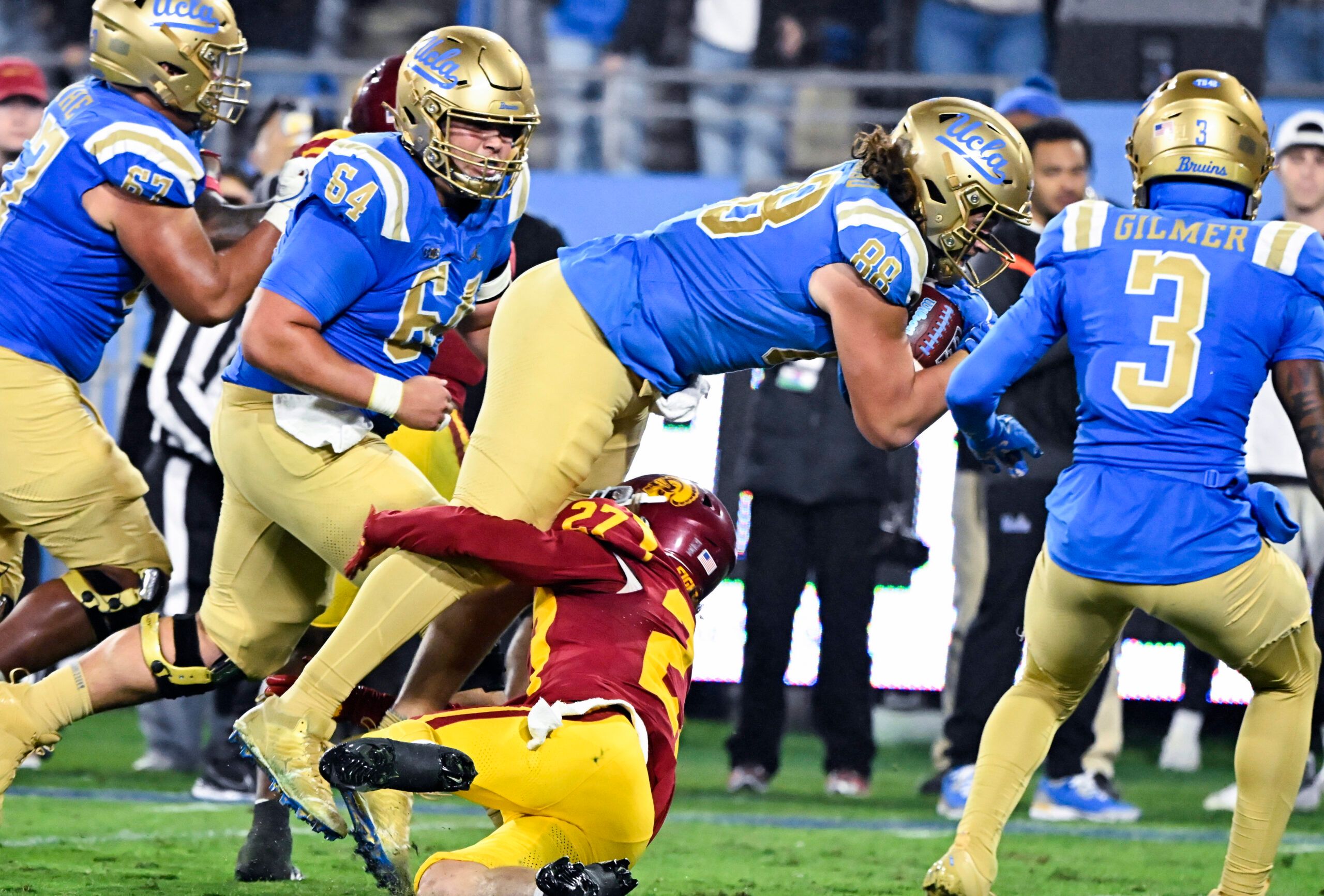 DeShaun Foster Blasts UCLA Bruins Offense 3 NCAA Football: Southern California at UCLA