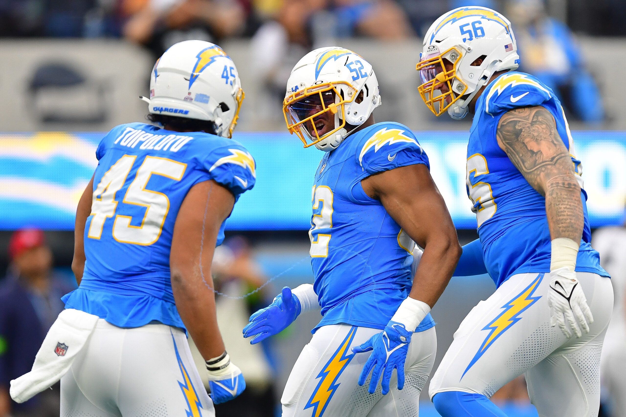 Young Chargers Fills Big Void On Defense 4 NFL: Las Vegas Raiders at Los Angeles Chargers