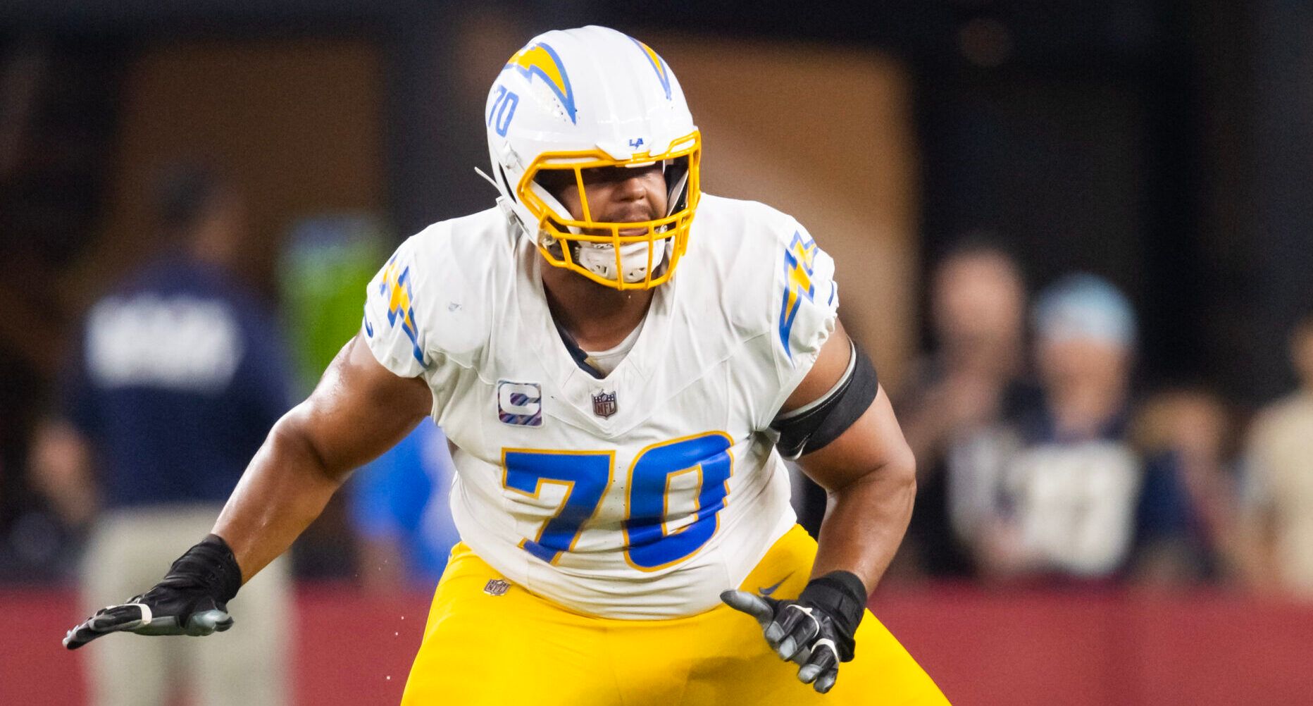 Official: Chargers Injury Report Confirms Clash of Titans in Browns Game 4 NFL: Los Angeles Chargers at Arizona Cardinals