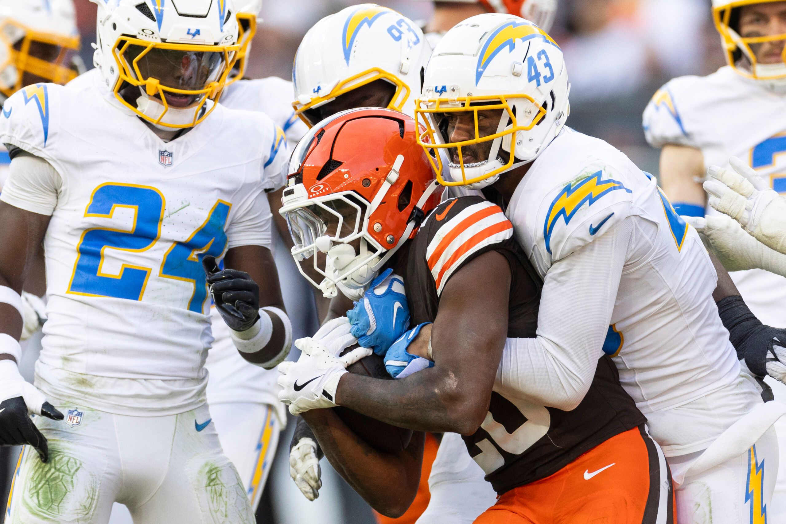 NFL: Los Angeles Chargers at Cleveland Browns