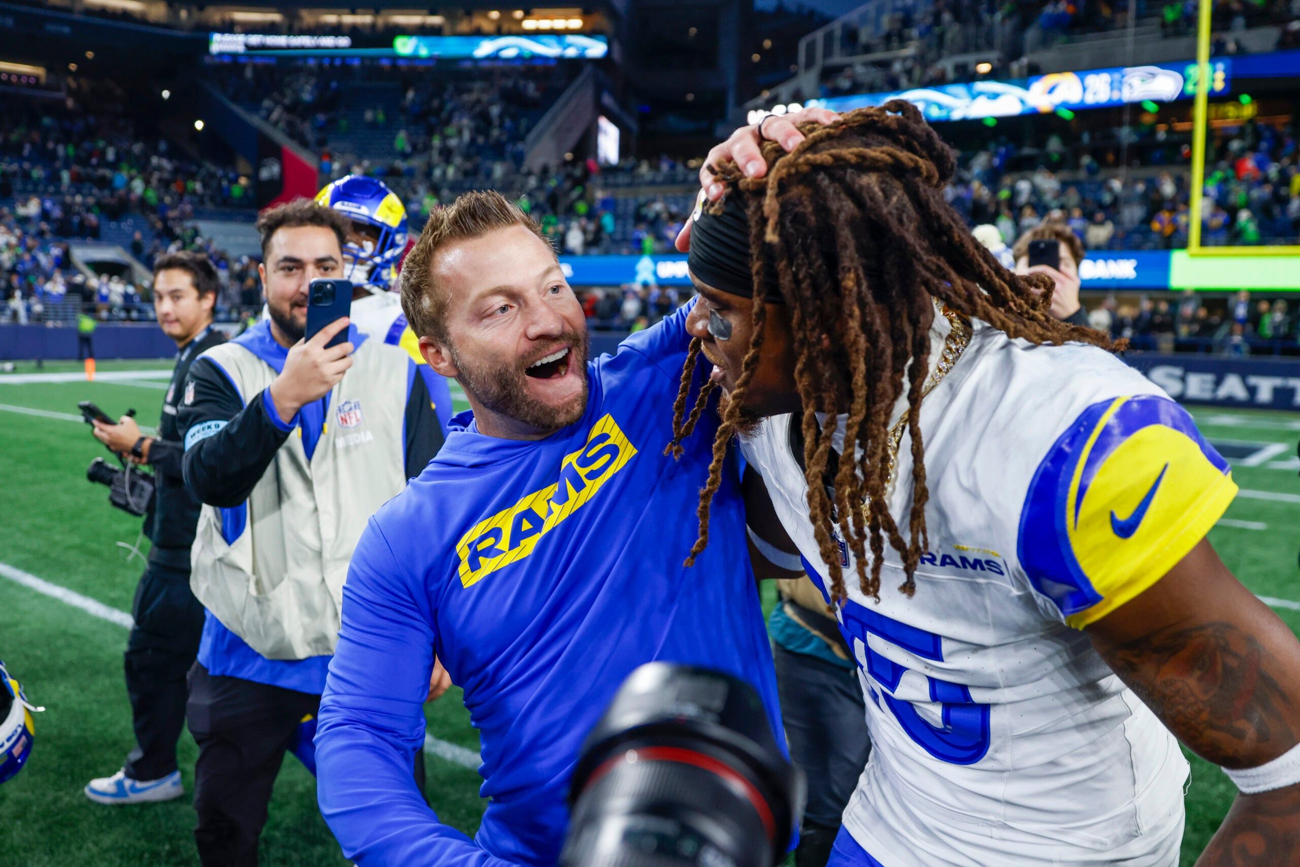 Rams Coach Speaks Out on Player's Arrest, Possible Suspension 3 NFL: Los Angeles Rams at Seattle Seahawks