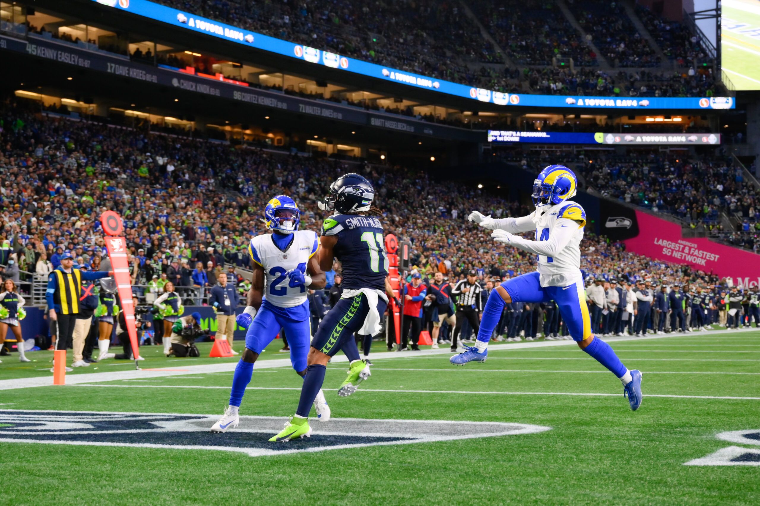 NFL: Los Angeles Rams at Seattle Seahawks