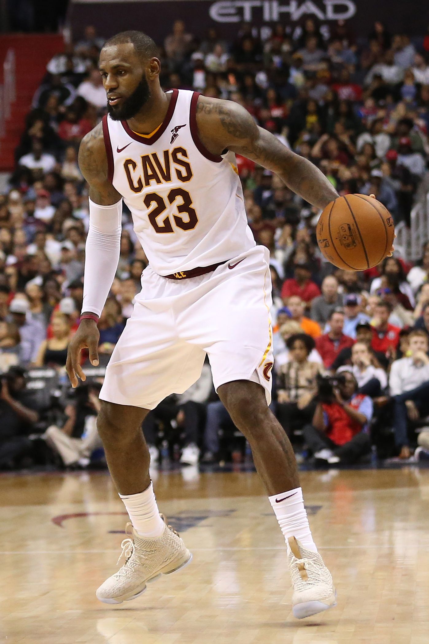 A Look Back At LeBron James' 10 Greatest Games 5 NBA: Cleveland Cavaliers at Washington Wizards