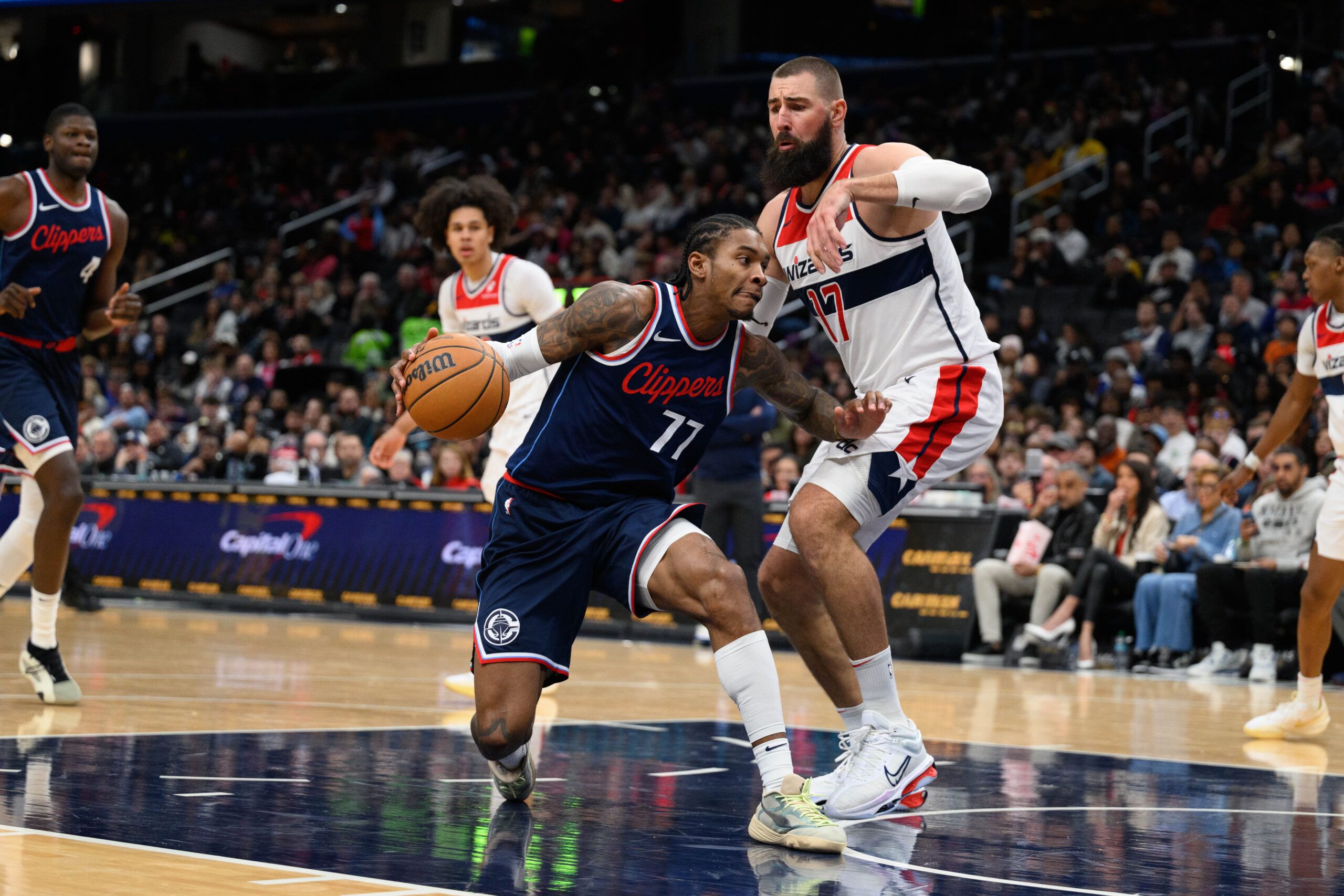 Los Angeles Lakers Rumors Reveal How Team Could Pull Off Jonas Valanciunas Trade 3 NBA: Los Angeles Clippers at Washington Wizards