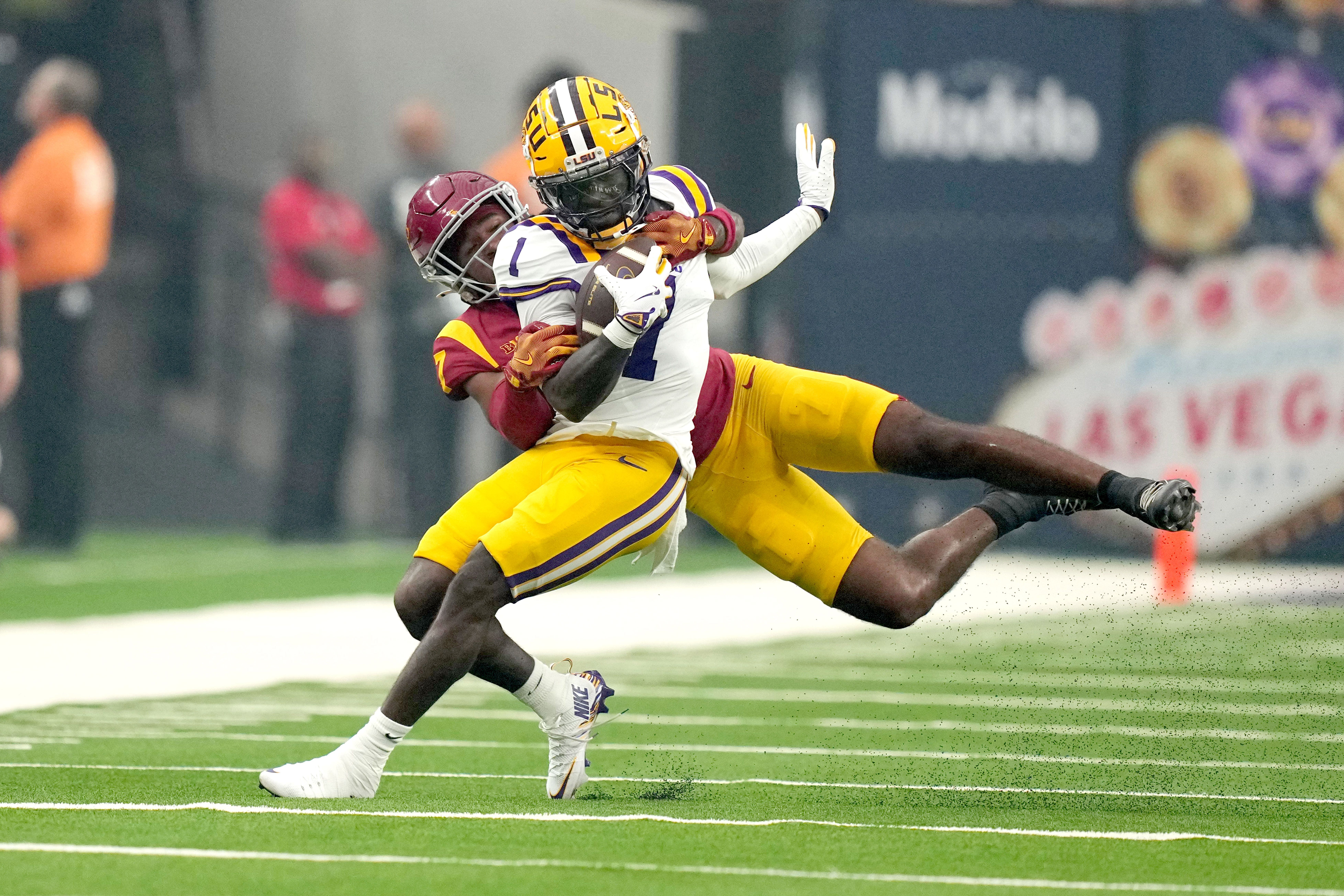 NCAA Football: Vegas Kickoff Classic-Southern California at Louisiana State