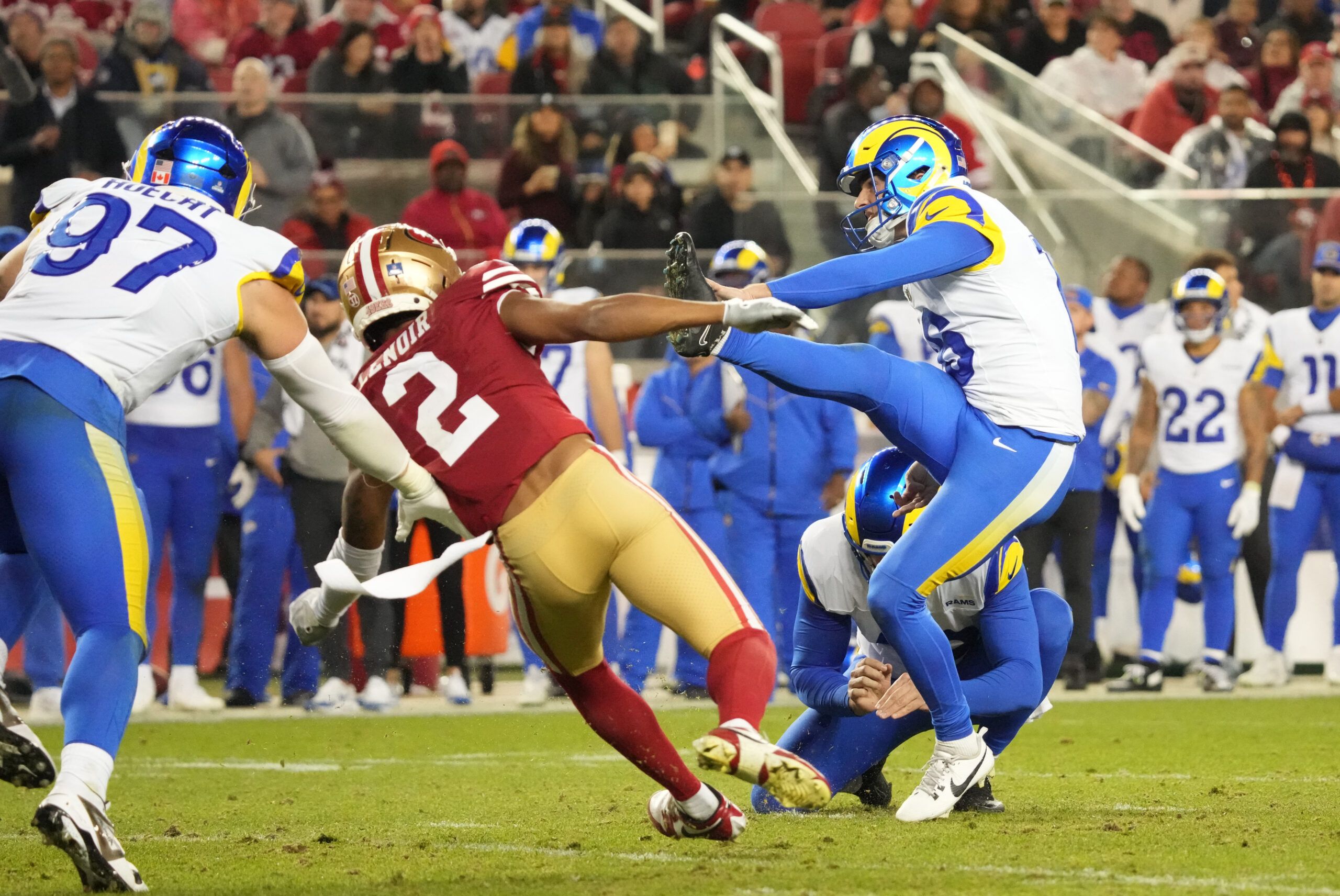 Los Angeles Rams Look Like A Super Bowl Bound Team After Gritty Win 4 NFL: Los Angeles Rams at San Francisco 49ers