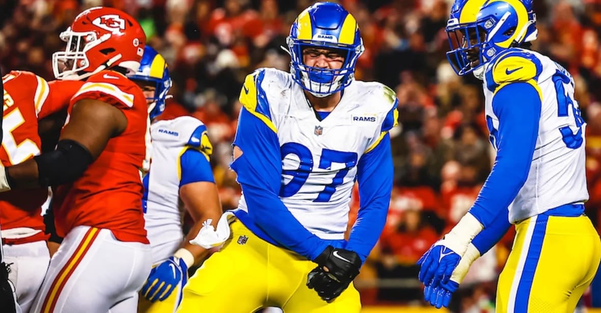 Rams Defensive Lineman Michael Hoecht Photo Credit: Brevin Townsell | LA Rams