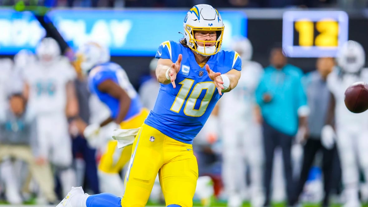 LA Chargers Quarterback Justin Herbert Photo Credit: Ty Nowell | Los Angeles Chargers