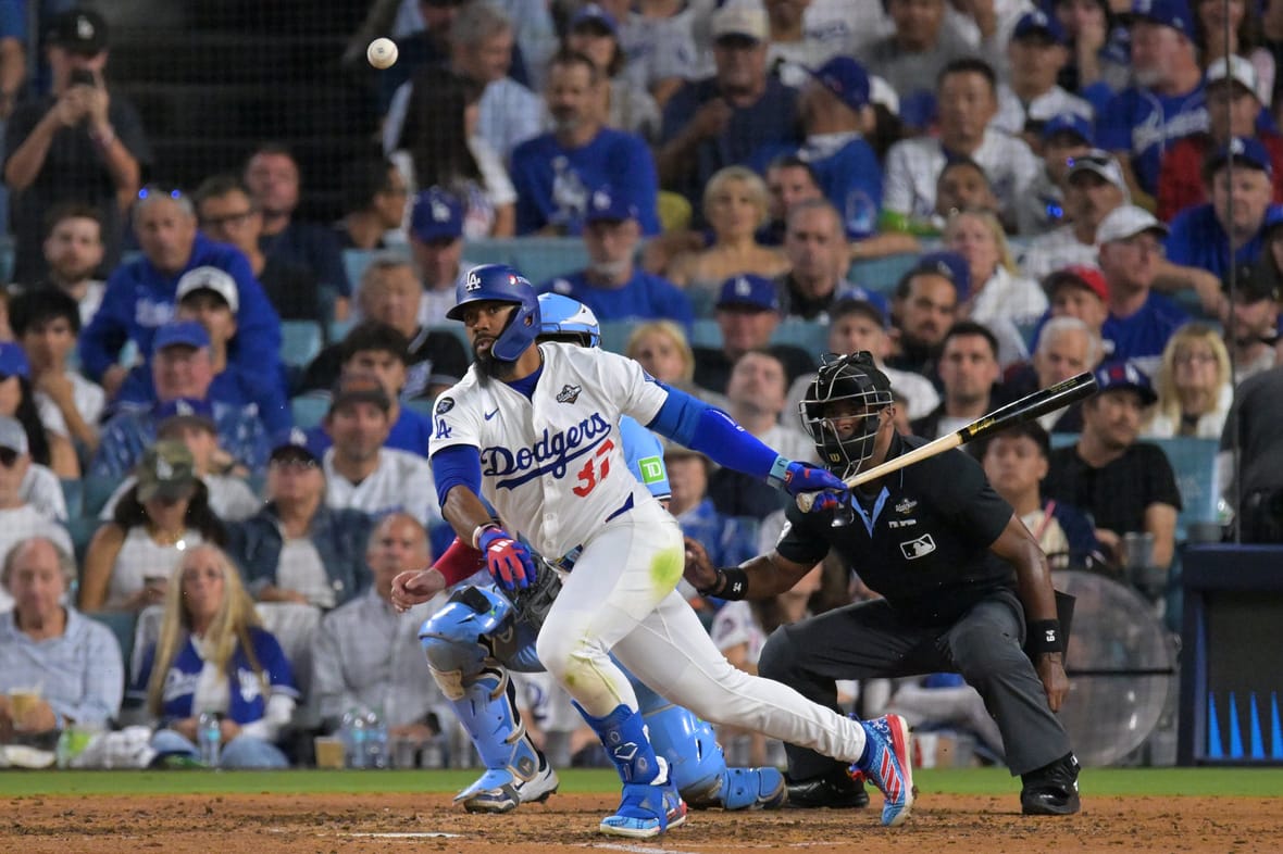 MLB: World Series-Toronto Blue Jays at Los Angeles Dodgers