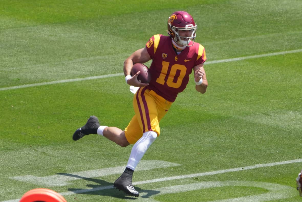 Former USC Trojans QB Says The Mob Pays Players To Fix SEC College
