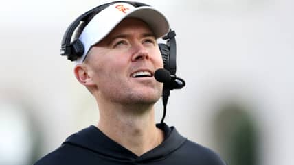 USC Trojans Head Coach Lincoln Riley Speaks On What Makes D’Anton Lynn Special