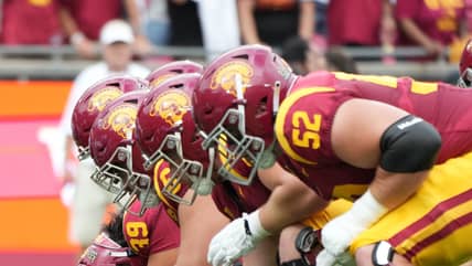 4-Star LB with Deep USC Trojans Connections to Visit On Big Recruiting Weekend