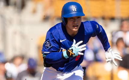 Los Angeles Dodgers New Addition Already Gold Glove Contender, Per Veteran SS 4 MLB: Chicago Cubs at Los Angeles Dodgers