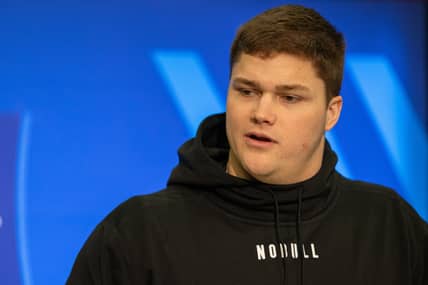 '#1 Most Accurate Mock Drafter' Deals Los Angeles Chargers Offensive Tackle 6 Los Angeles Chargers Draft Prospect