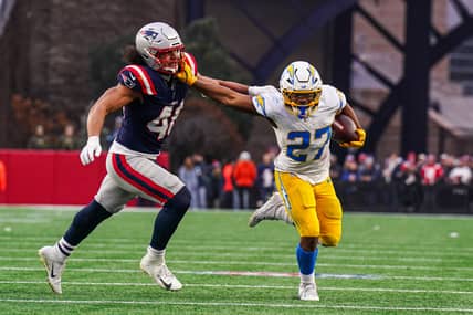 Chargers RB Scores Big Roster Bonus In Week 18 5 NFL: Los Angeles Chargers at New England Patriots