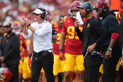 USC Trojans Predicted To Nab LB From Big 10 Rival 5 NCAA Football: Notre Dame at Southern California
