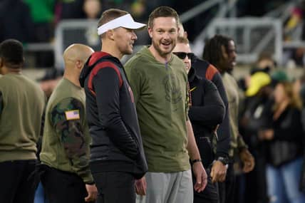 5-Star EDGE Richard Wesley Commits To Oregon Over USC Trojans, But His Recruitment Isn't Over... 10 5-Star EDGE Richard Wesley Commits To Oregon Over USC Trojans, But His Recruitment Isn't Over...