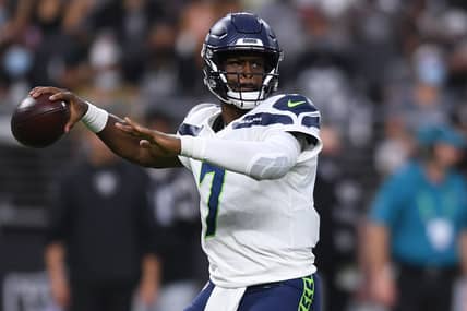 Raiders QB Geno Smith Gets Shockingly High Ranking Ahead Of Season 2 Raiders QB Geno Smith Gets Shockingly High Ranking Ahead Of Season