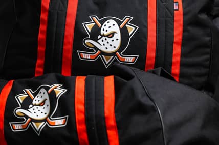 Anaheim Ducks Go Nuclear With Jaw-Dropping Offer For Top Free Agent 1 NHL: Anaheim Ducks at Calgary Flames