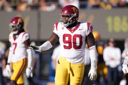 NCAA Football: Southern California at California | USC Trojans DL Bear Alexander