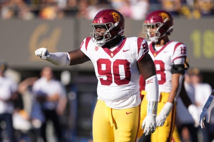 NCAA Football: Southern California at California | Bear Alexander