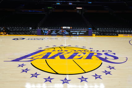 Los Angeles Lakers Rising Star Predicted To Test Free Agency 8 NBA: Dallas Mavericks at Los Angeles Lakers