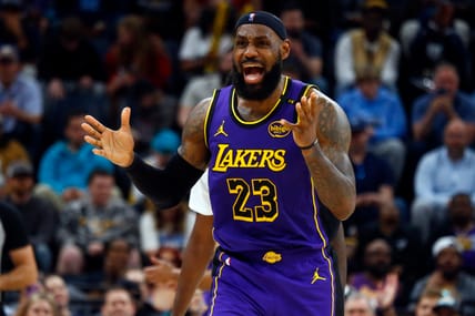 Los Angeles Lakers Update LeBron James Injury Status Ahead Of Critical Matchup 2 NBA: Los Angeles Lakers at Memphis Grizzlies