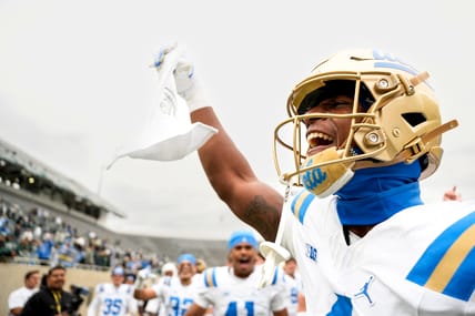 UCLA Bruins RB Sparks Offense, Defense Closes It Out 1 NCAA Football: UCLA at Michigan State
