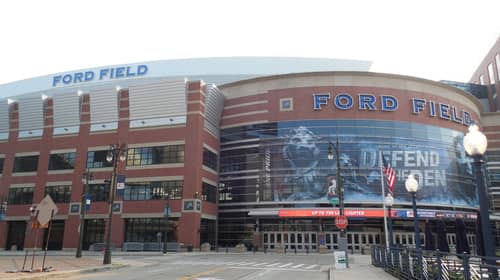 Deandre Levy Files Injury Grievance Against Lions 7 Ford Field