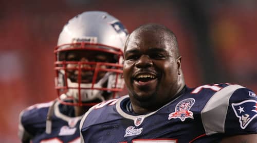 Vince Wilfork Announces His Retirement Via Kingsford Ad On Twitter 2 Vince Wilfork