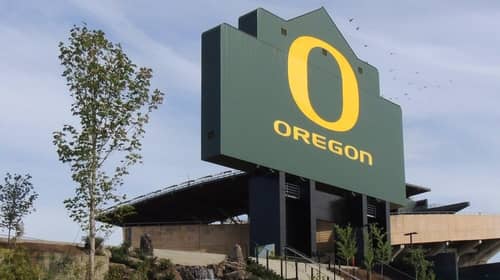 Justin Herbert And The Ducks Prepare For Civil War 2 Oregon Football