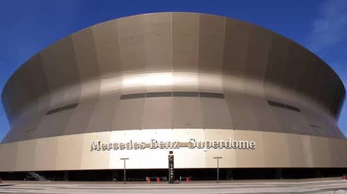 The Mercedes-Benz Superdome. Photo Credit: Iam Chihang | Under Creative Commons License