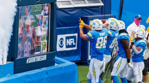 Making The Case For And Against A Hunter Henry Extension 8 ElWrVWSVgAEsCzN