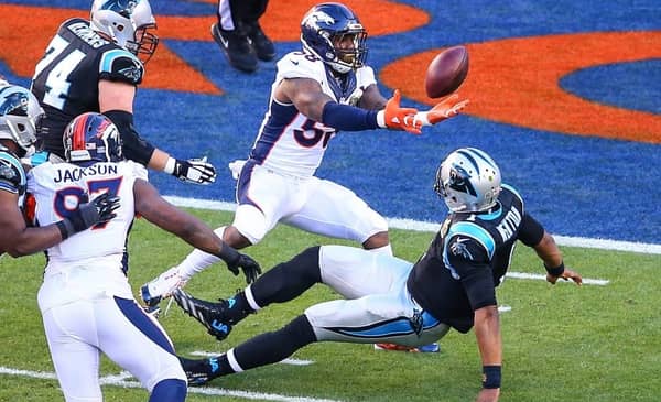 Von Miller Signs Long Term Deal 2 Von Miller